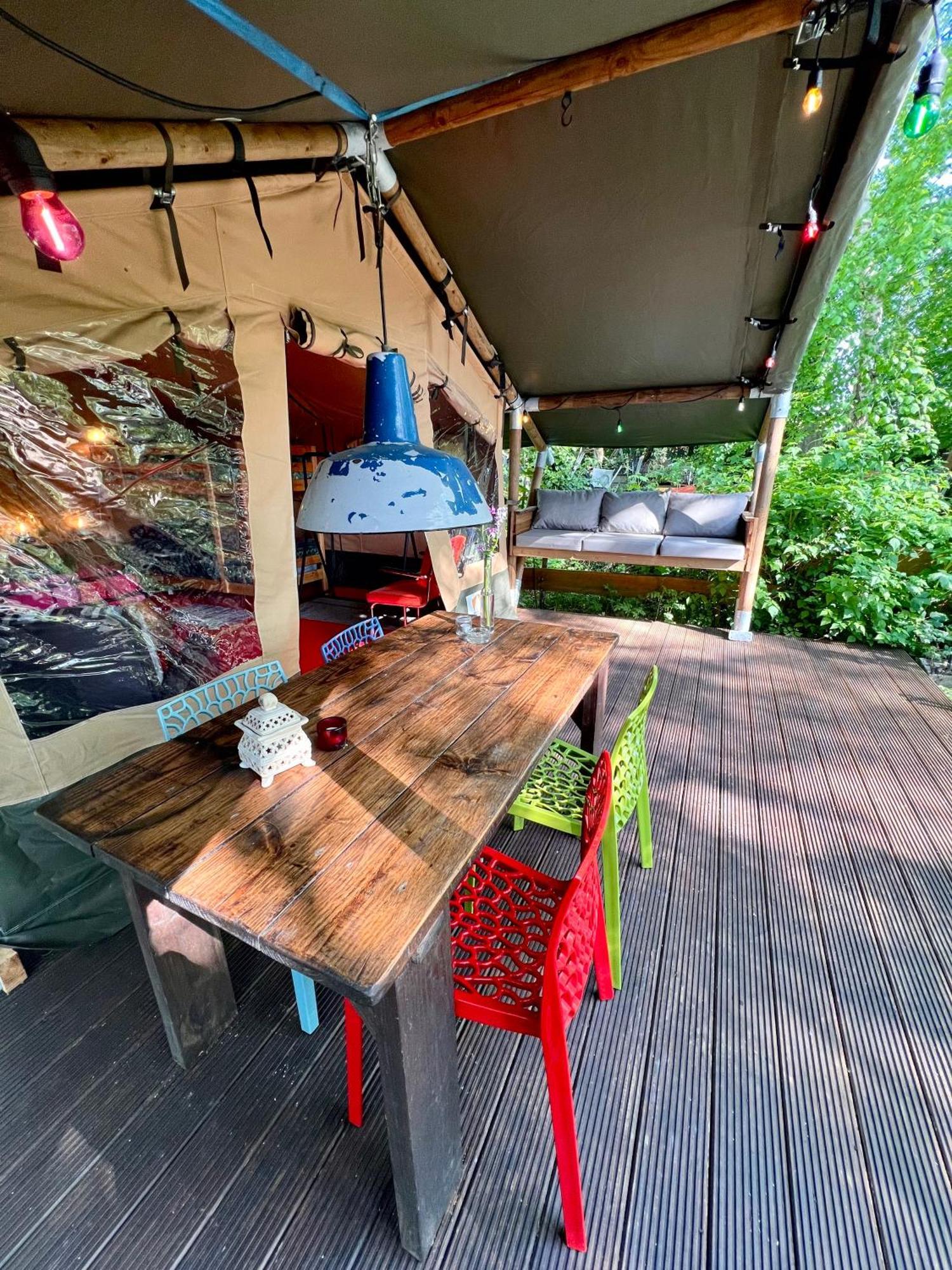Eco-Camping De Helleborus, Yurt, Bell & Safari Tent, Pipo, Caravans, Dorms And Units Groningen Exterior foto