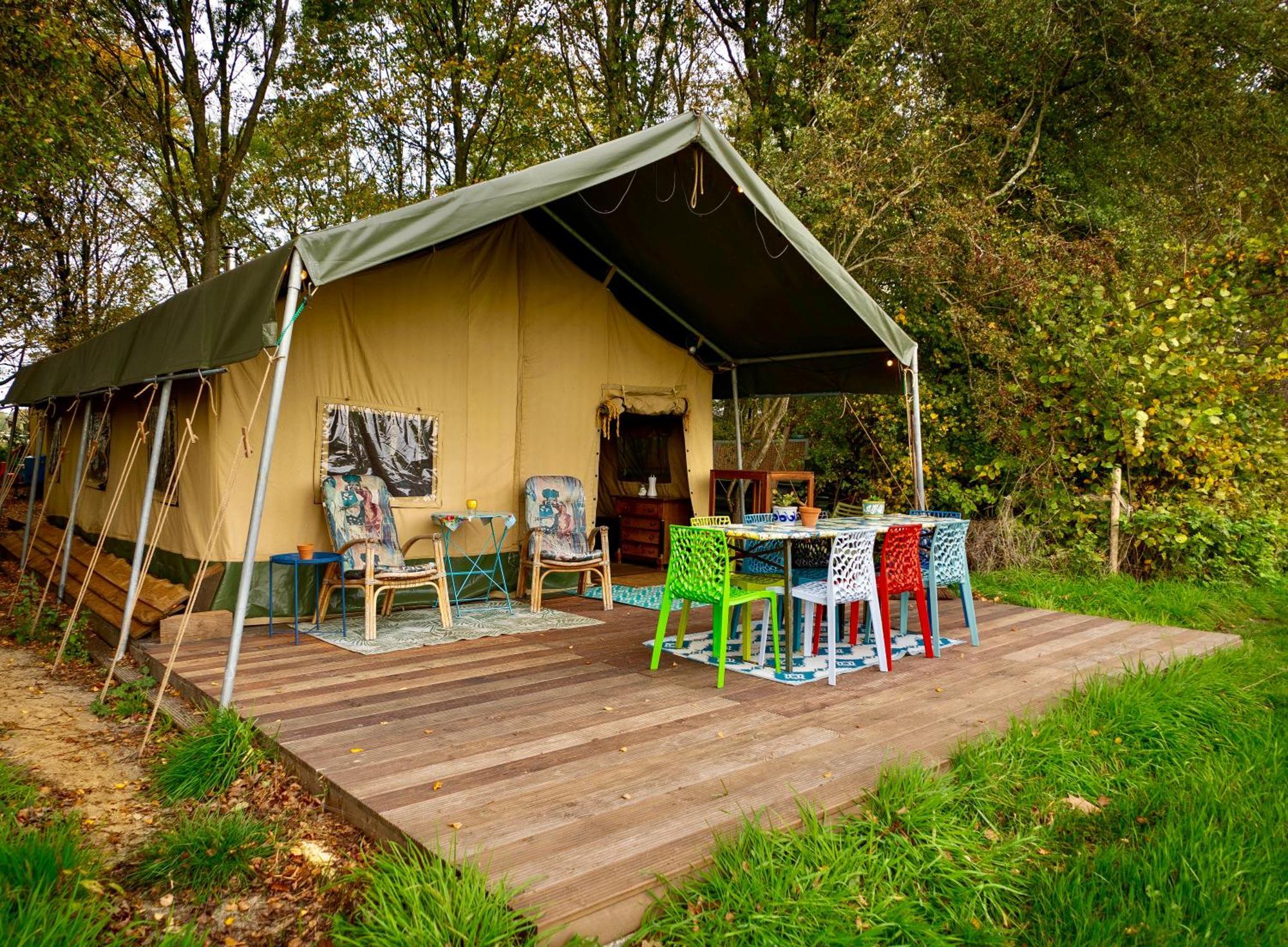 Eco-Camping De Helleborus, Yurt, Bell & Safari Tent, Pipo, Caravans, Dorms And Units Groningen Exterior foto