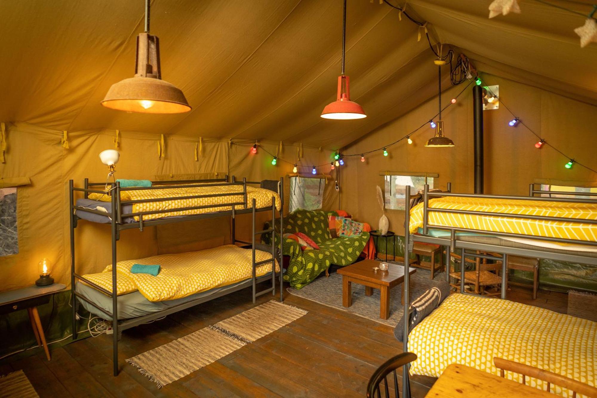 Eco-Camping De Helleborus, Yurt, Bell & Safari Tent, Pipo, Caravans, Dorms And Units Groningen Exterior foto