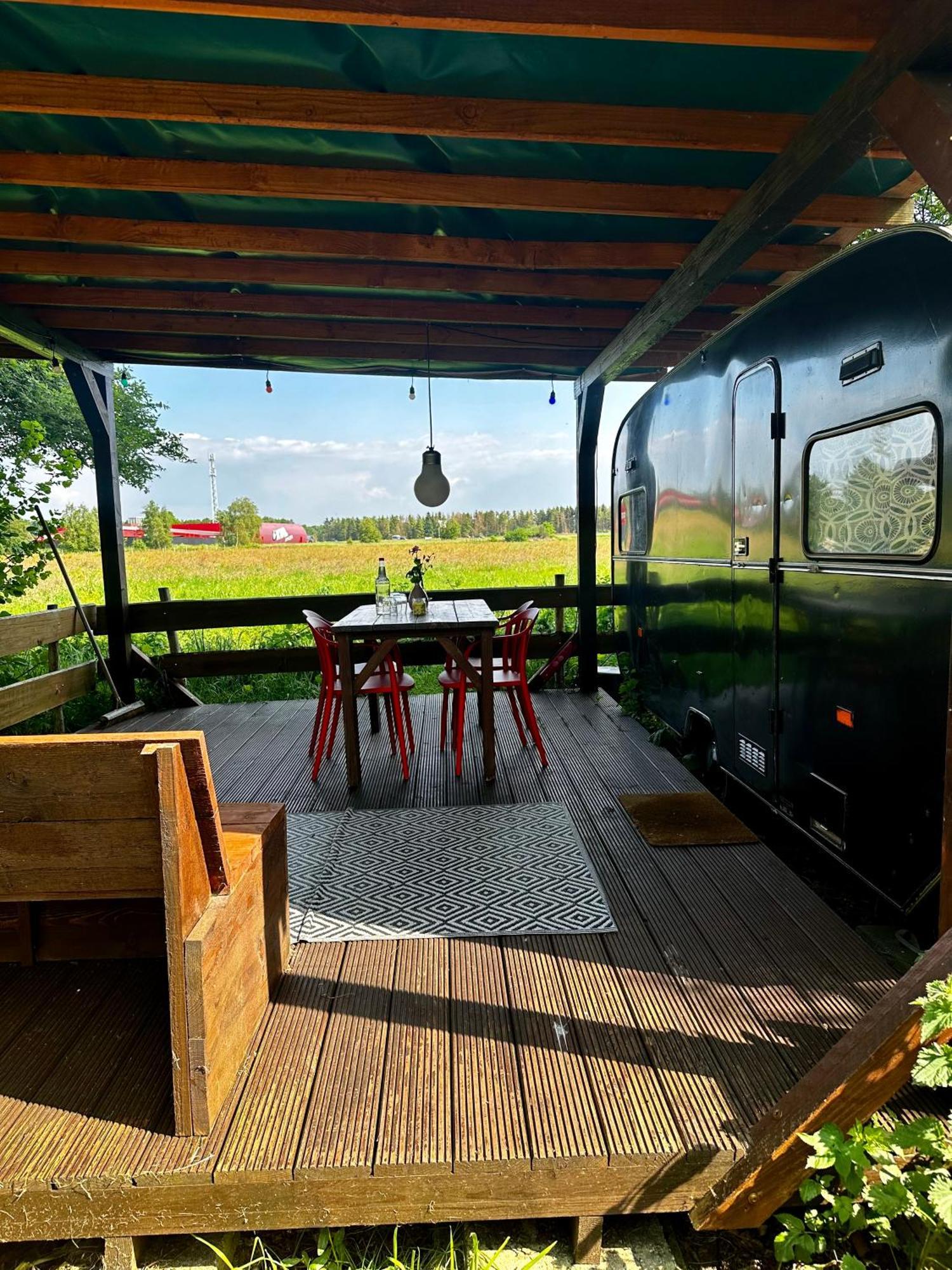 Eco-Camping De Helleborus, Yurt, Bell & Safari Tent, Pipo, Caravans, Dorms And Units Groningen Exterior foto